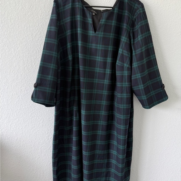 Talbots Green Sheath Dress with V-neck and Cuffed Sleeves - Picture 2 of 11